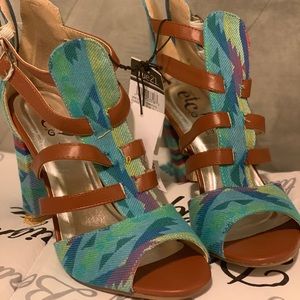 Rue21 multi colored heels